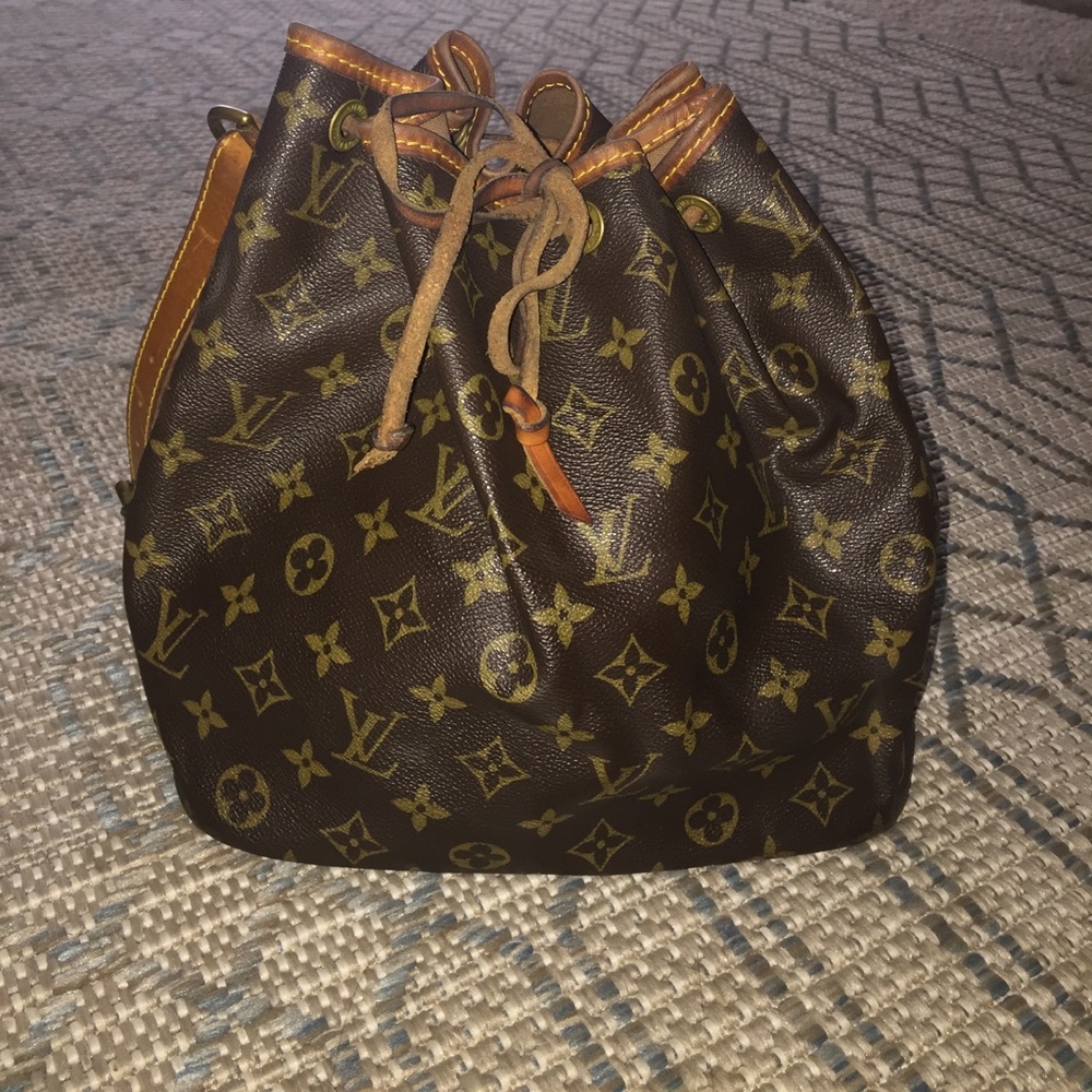 Authentic Vintage LV Petite Noe Tote/Shoulder Bag