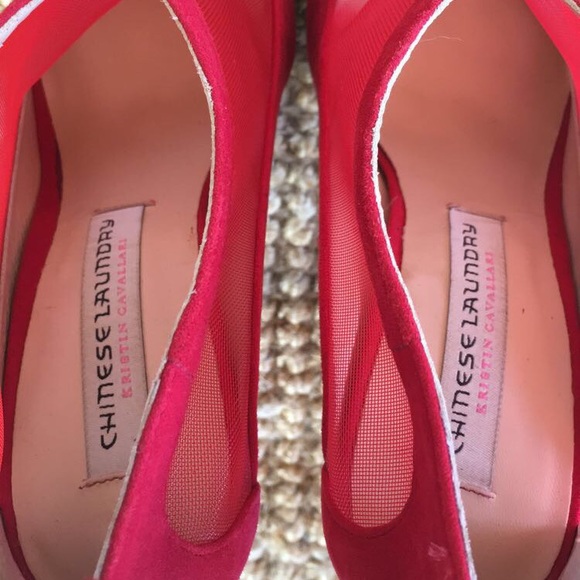 SALE! Chinese Laundry Mesh Cutout Platform Bootie - Picture 4 of 4