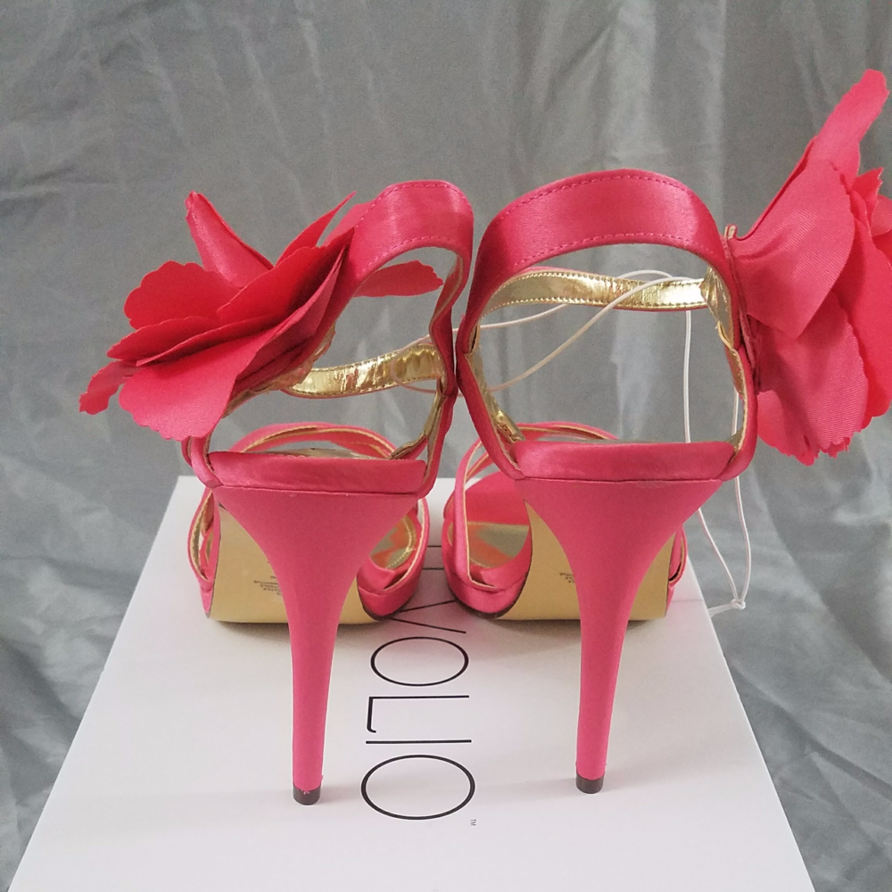 Beautiful Pink heels with Flower accent - Picture 2 of 4