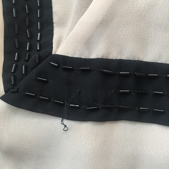 Classy Jessica Simpson Blouse - Picture 4 of 5