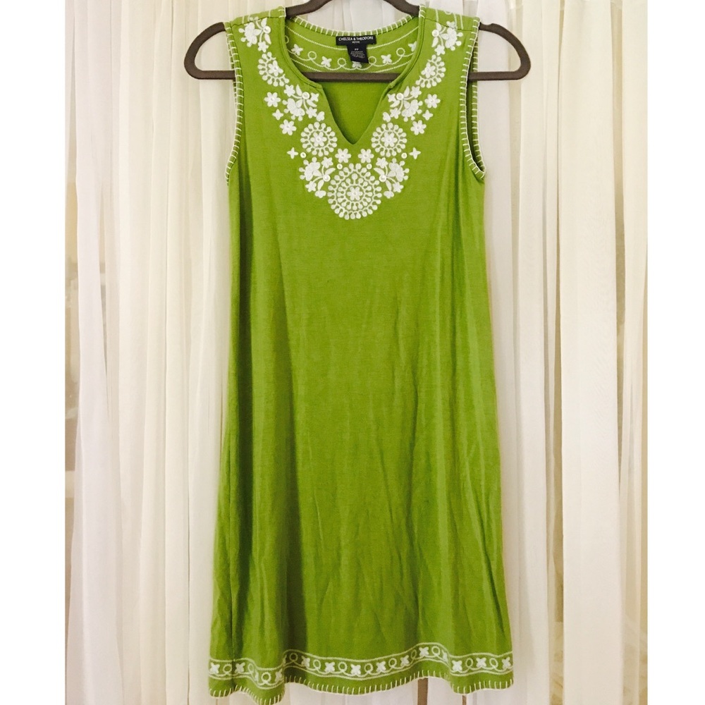 Preppy embroidered sheath dress