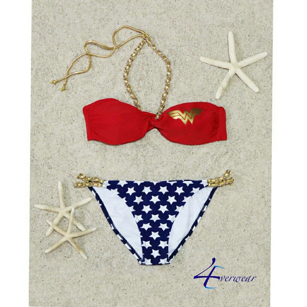 WONDER  WOMAN  CHAIN  TWIST  BANDEAU  BIKINI