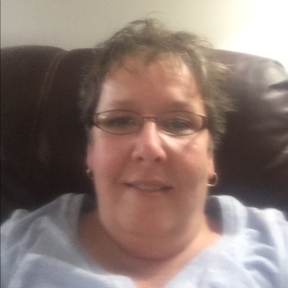 Meet your Posher, Tracey - Picture 1 of 1