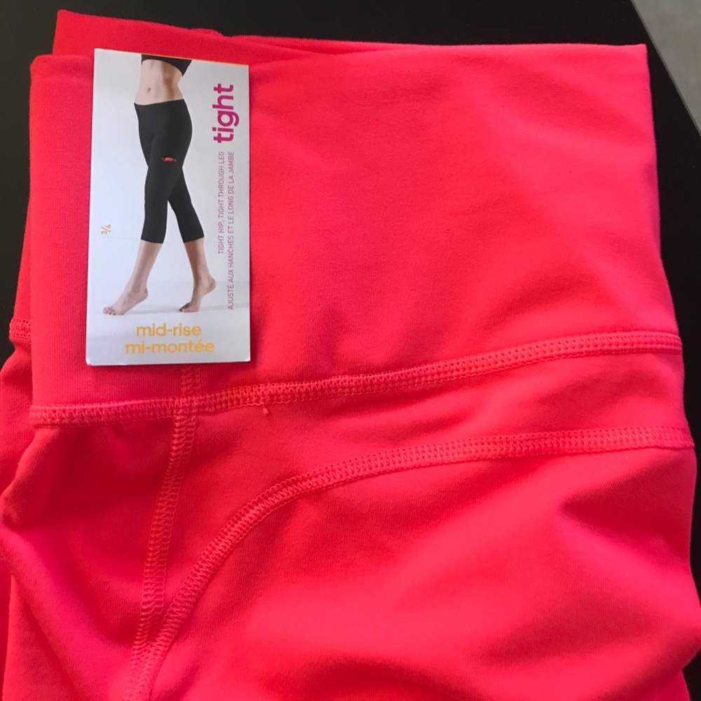 Brand new cropped Adidas leggings