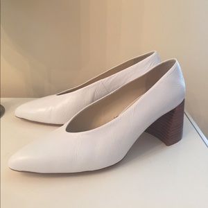 Zara white leather pumps sz 40 US sz 9