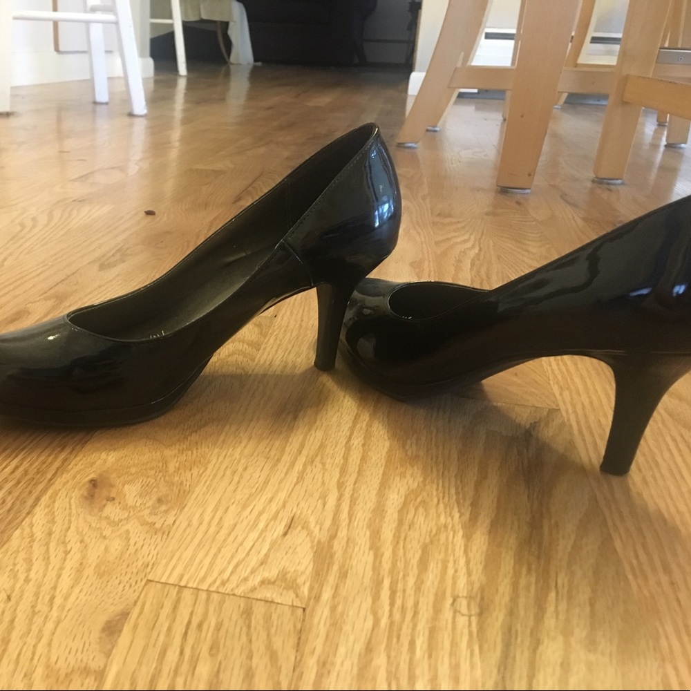Black patent heels