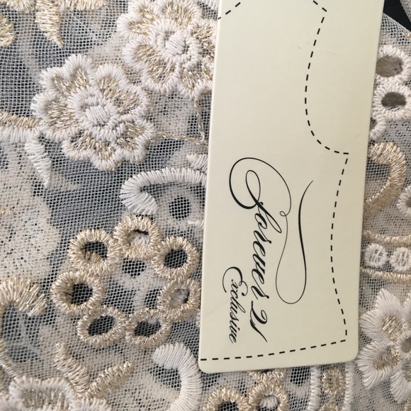 Sheer Cream Forever 21 EXCLUSIVE Blouse - Picture 4 of 5