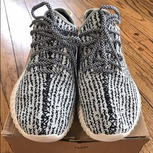 Yeezy 350 Turtle Dove Size 8