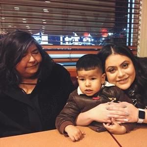 Meet your Posher, Alexia