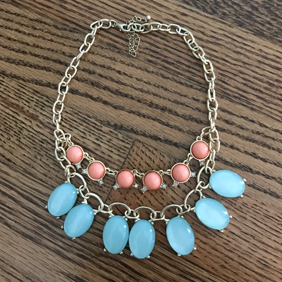 Statement necklaces - Picture 3 of 3