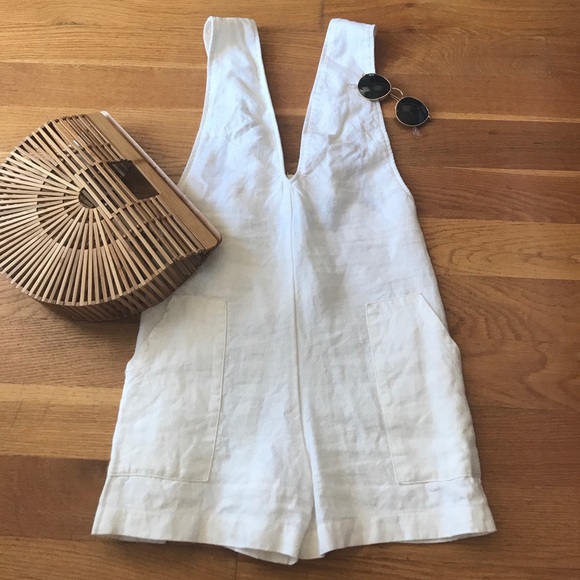 Reformation Pants - Reformation "Taryn" linen jumpsuit in cream Sz XS