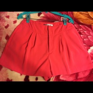 Jennifer Lopez shorts