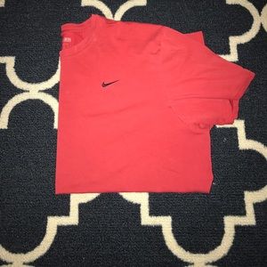 Men's Nike shirt
