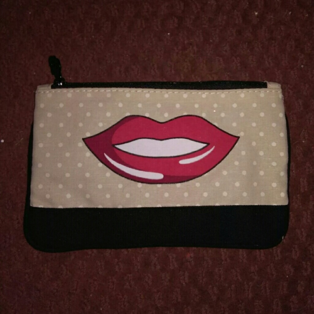 Lip ipsy bag
