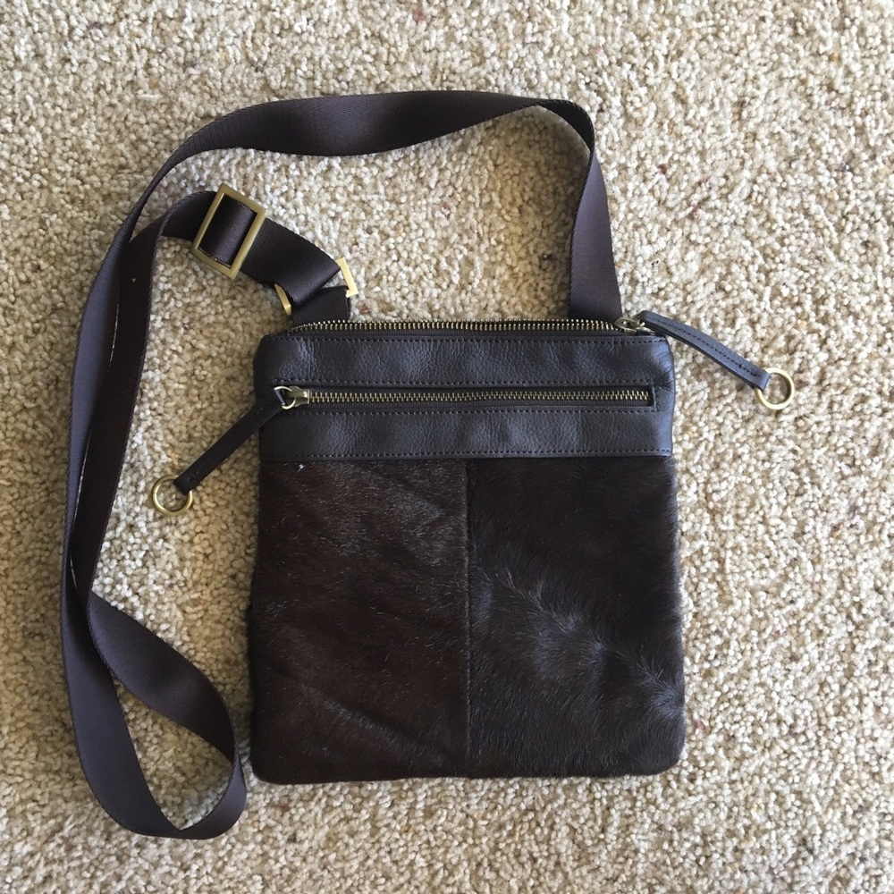 Fur satchel for travel