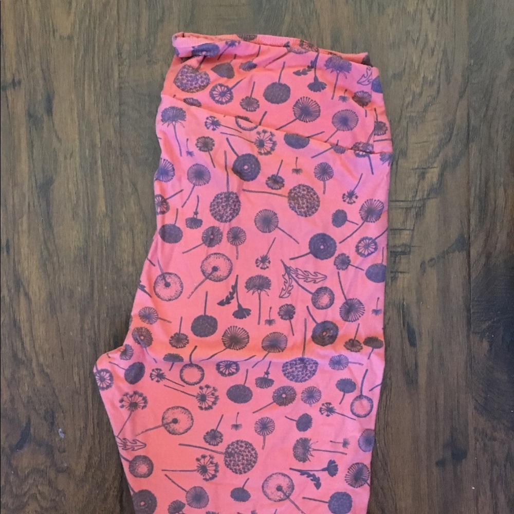 Lularoe TC Dandelion Leggings
