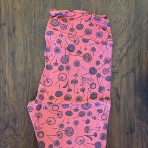Lularoe TC Dandelion Leggings