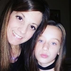 Meet your Posher, Deena