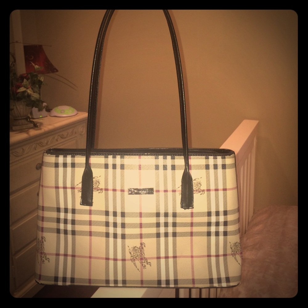 Burberry shoulder bag
