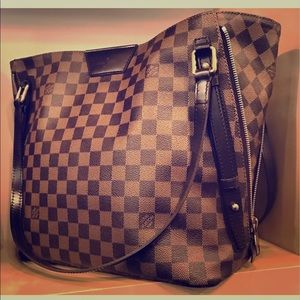 100% Authentic Louis Vuitton Rivington GM