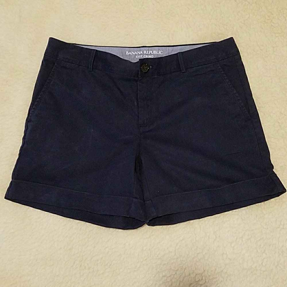 Banana Republic City Chino Sorts