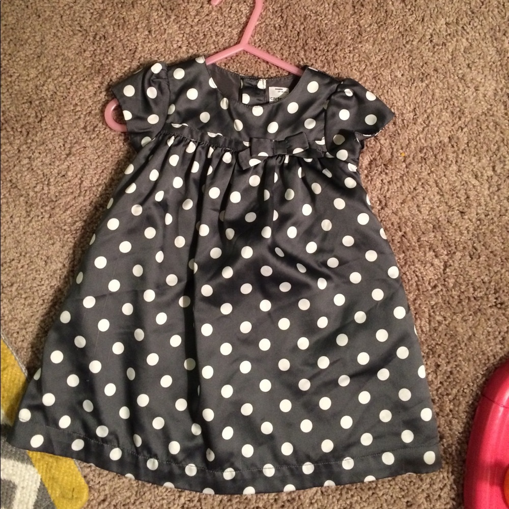 Carters 9 month, silky material with lining