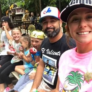 Meet your Posher, Stephanie