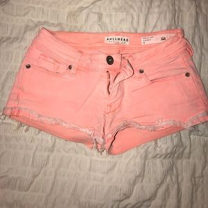 peach shorts