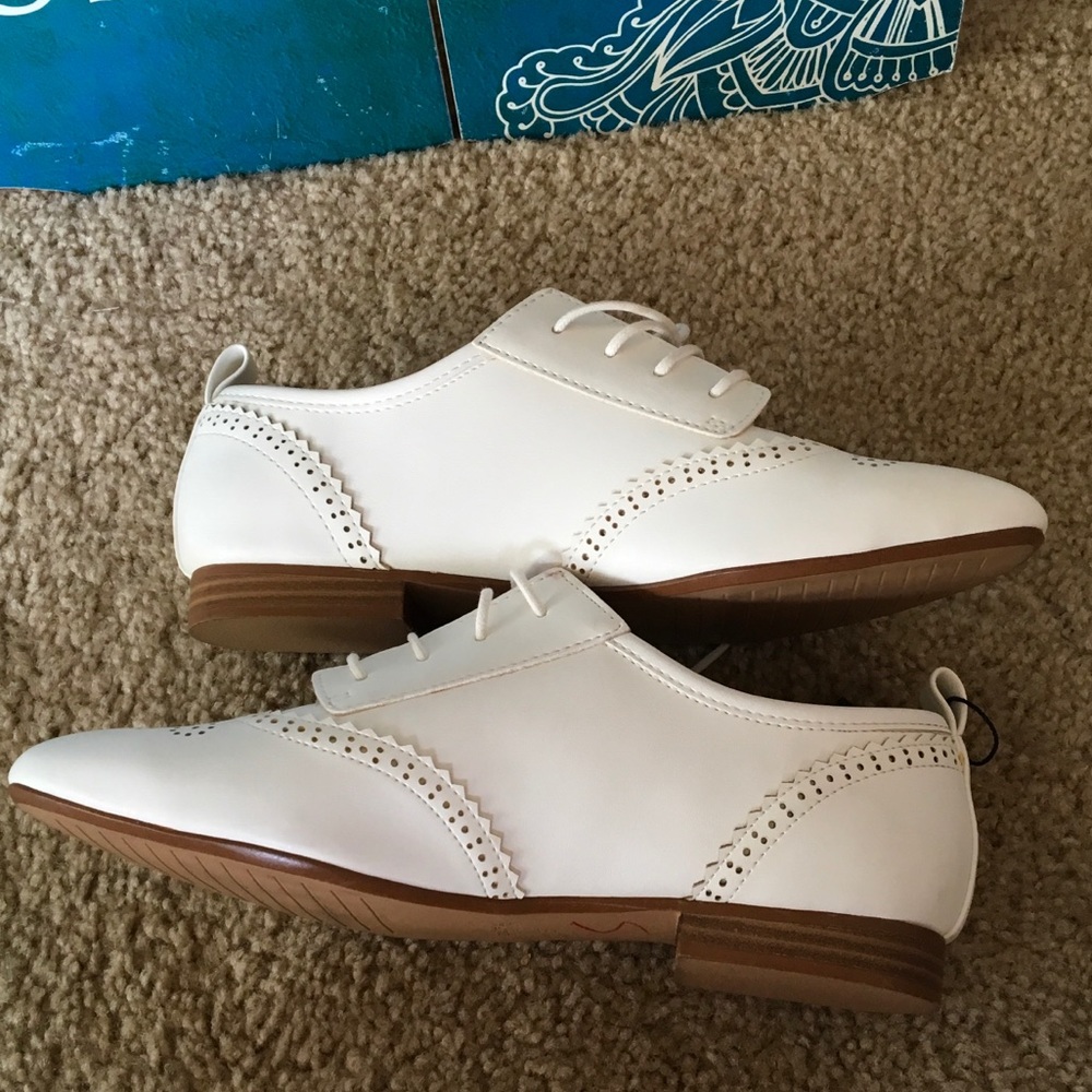 ZARA NEW W TAG TRAFALUC WHITE TIE GATSBY SHOE 61/2 - Picture 8 of 8