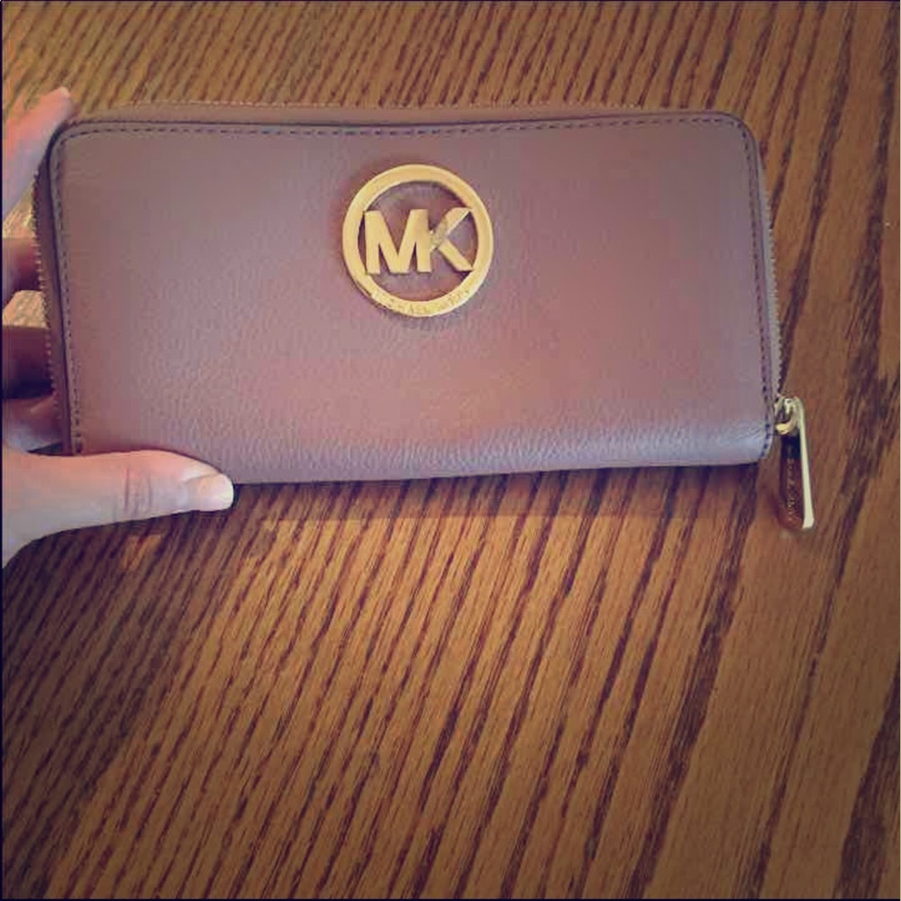 Michael kors dusty rose leather wallet
