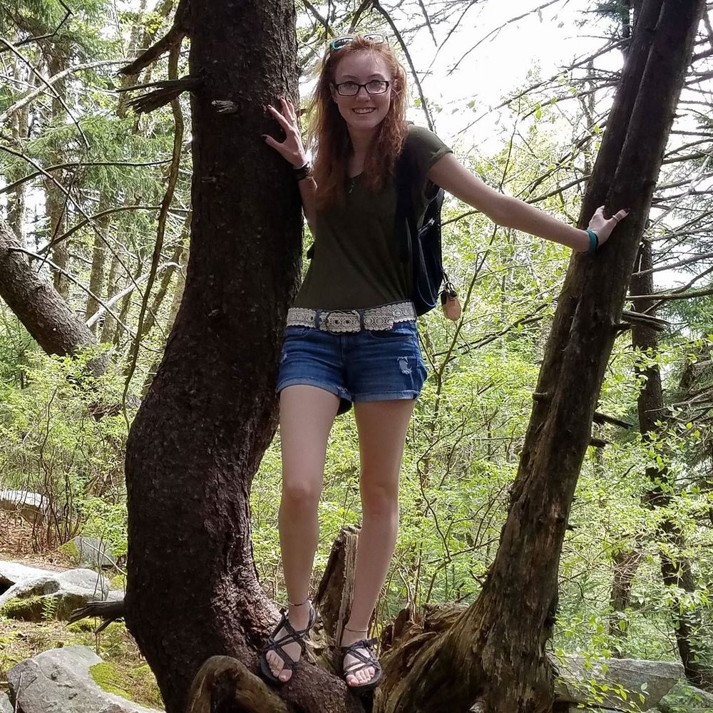 Meet your Posher, Brittany