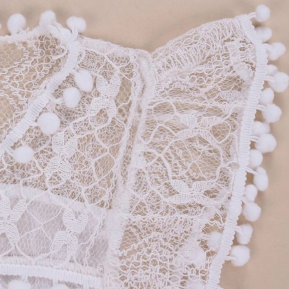 Boho Sleeveless White Lace Mini Beach Dress - Picture 4 of 7