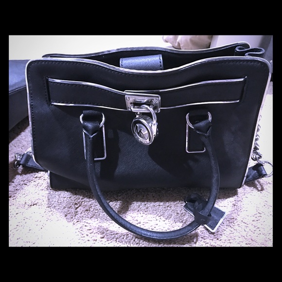 Michael Kors Hand Bag