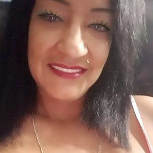 Meet your Posher, Myra