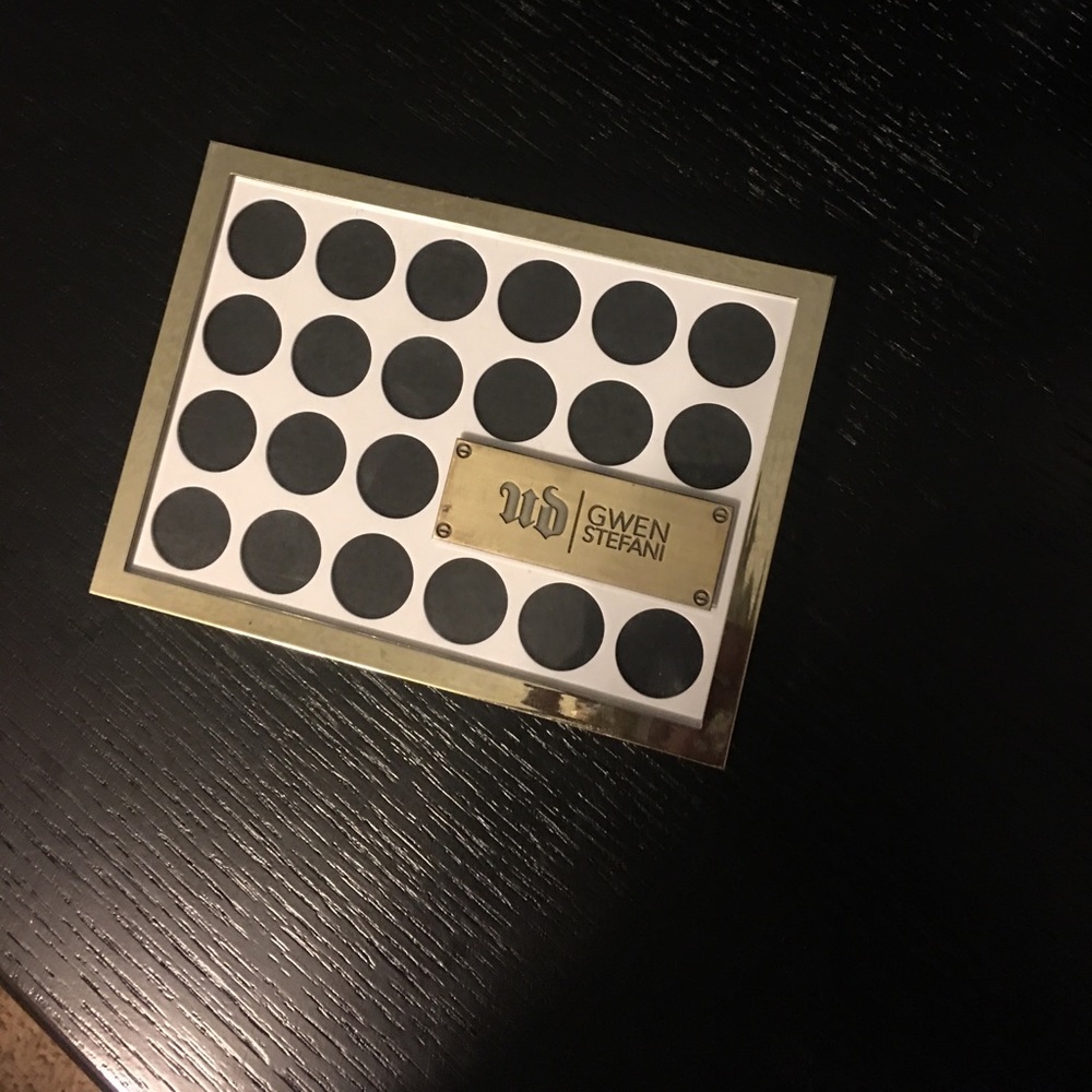 Urban decay Gwen stefani pallet