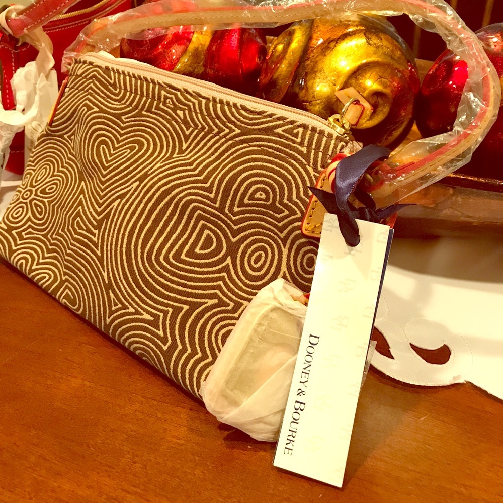 Dooney & Bourke Pouchette Bag