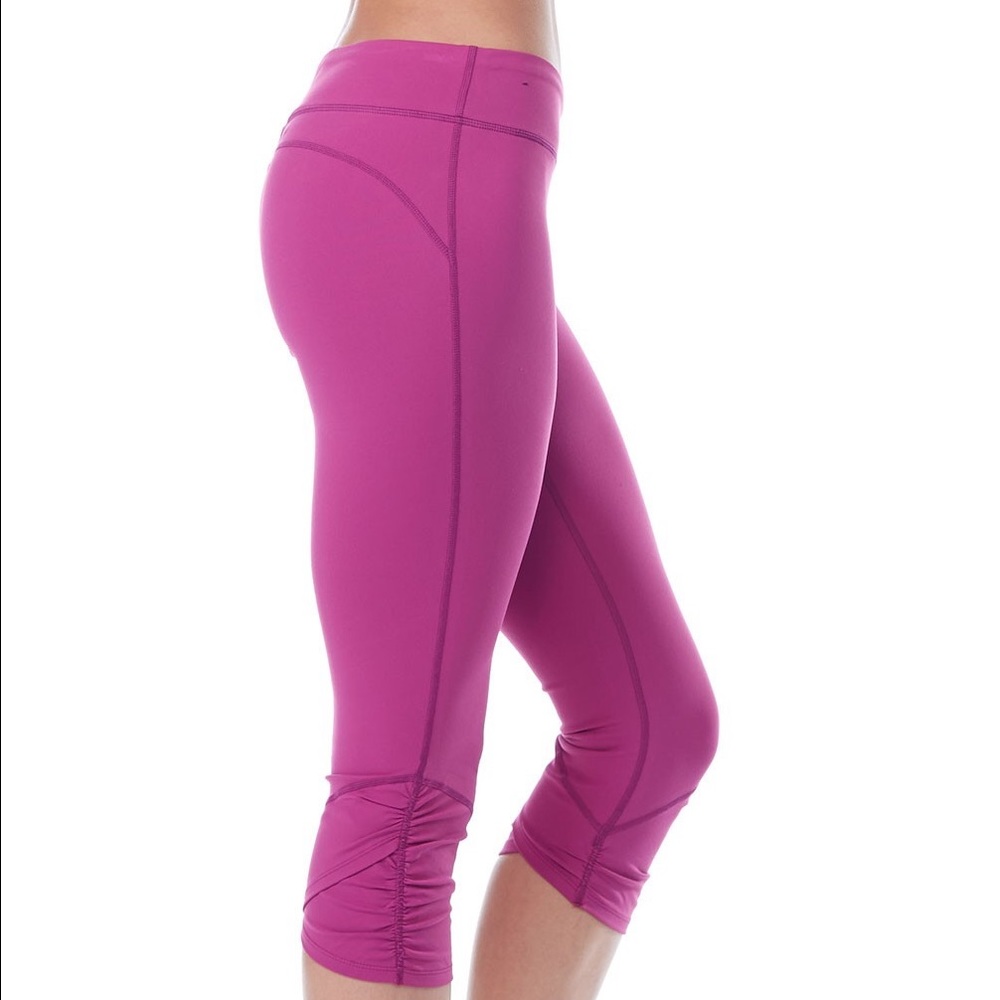 Magenta Capri Yoga Pants