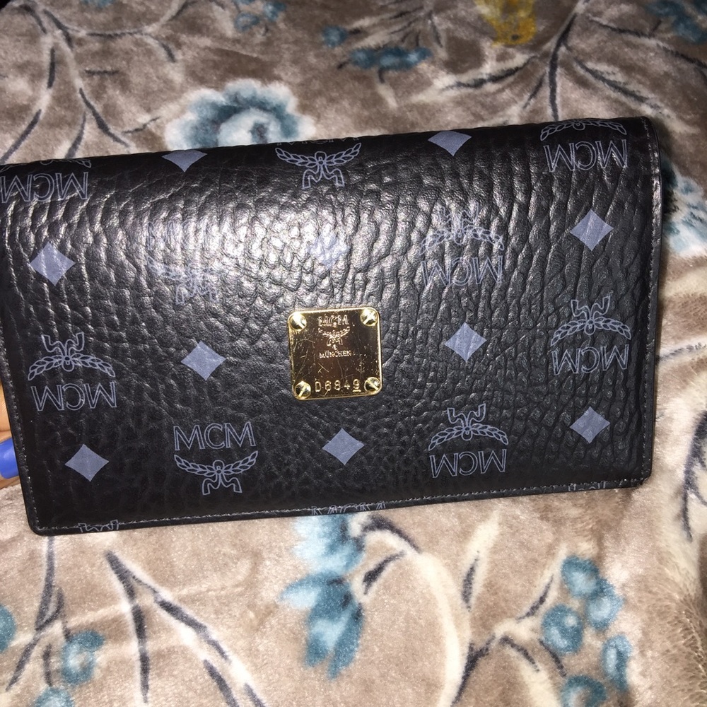 Mcm Visetos wallet