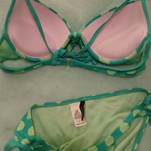 Polka dot bikini - Picture 2 of 2