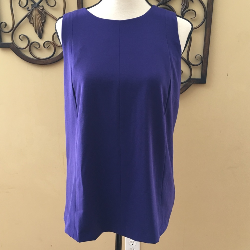 LOFT Sleeveless Blouse in Size M