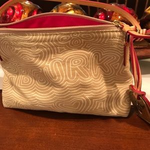 Dooney & Bourke Pouchette