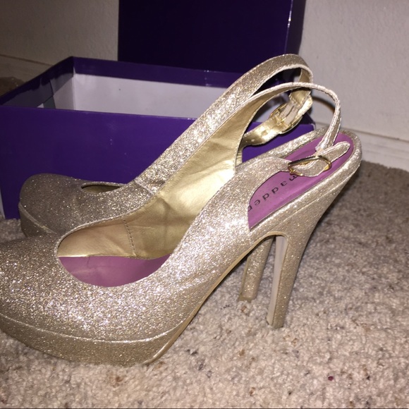 These are som of the Madden Girl high heels!! - Picture 2 of 3