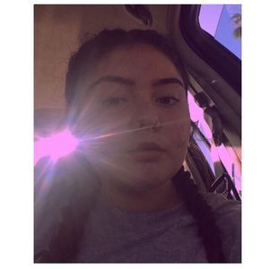 Meet your Posher, Deborah