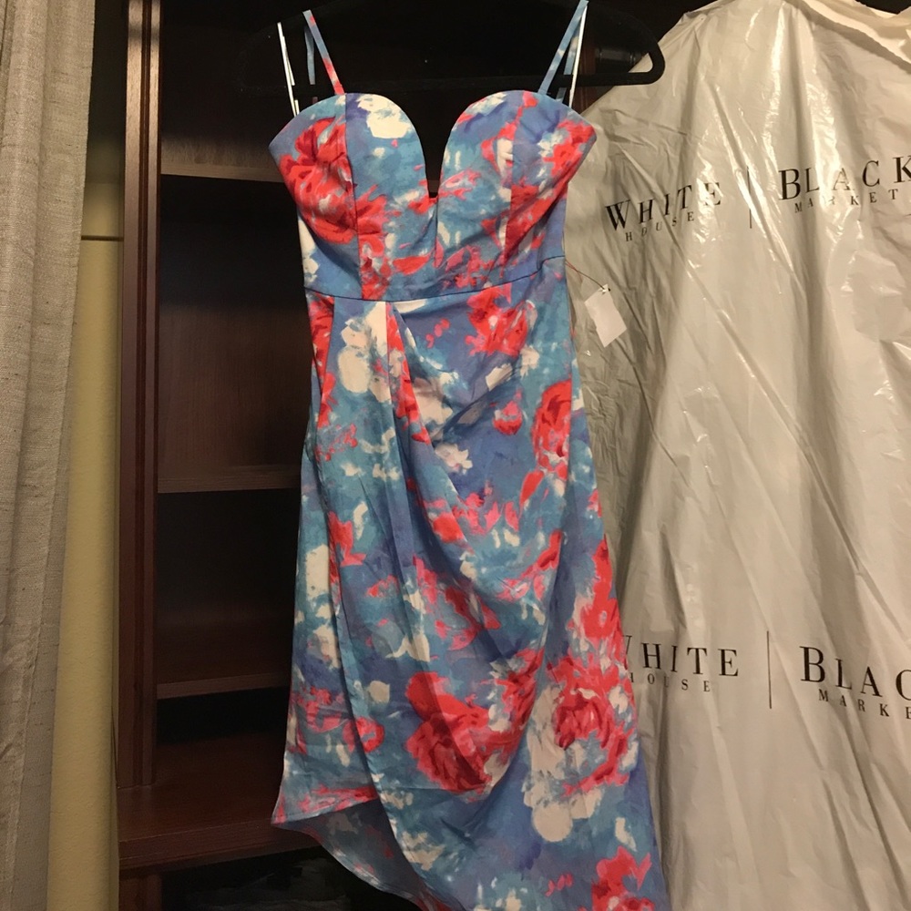 Really pretty multi color dress- medium