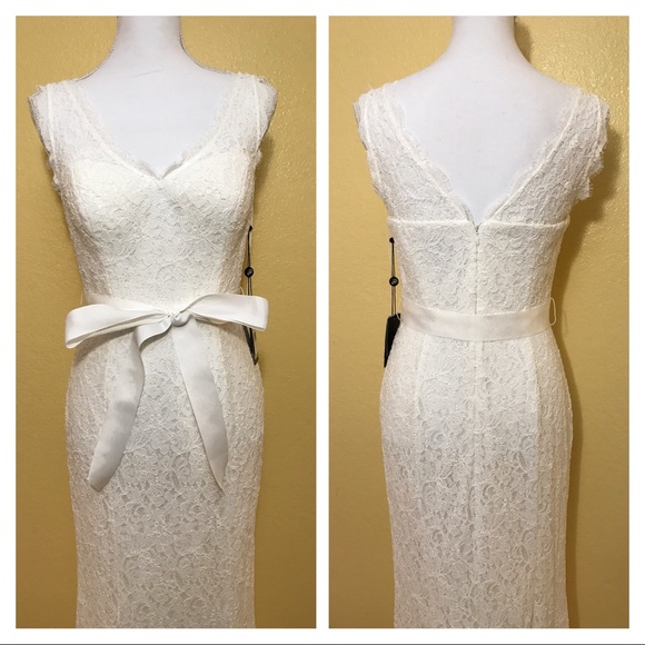 Adriana Papell Lace V-Neck Sash Gown - Picture 2 of 7