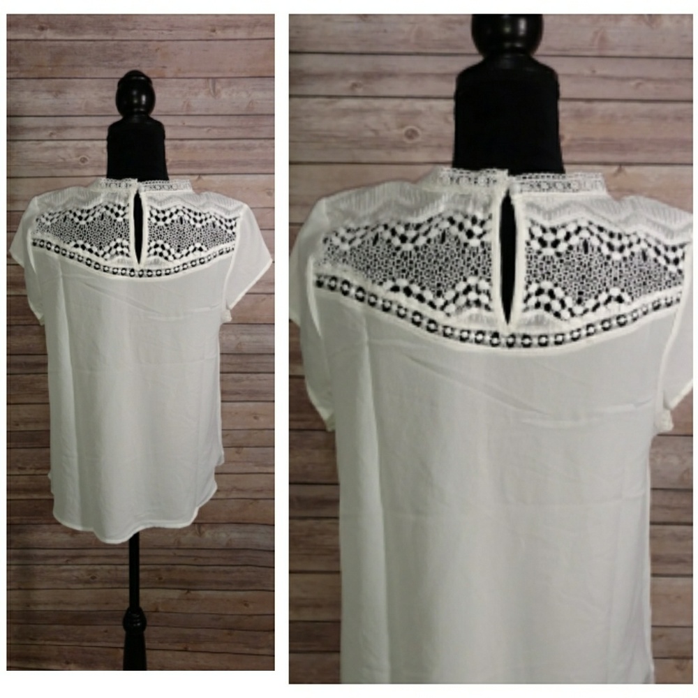 White Crocheted Short-Sleeved - Picture 7 of 8