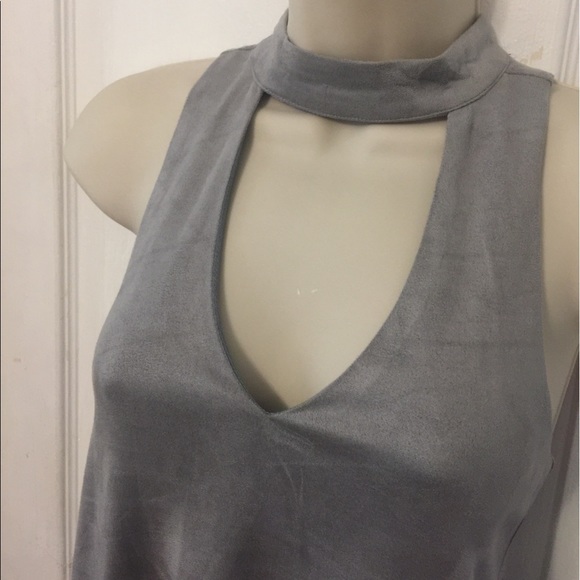 Halter Top - Picture 3 of 8
