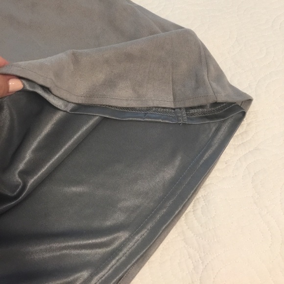 Halter Top - Picture 5 of 8