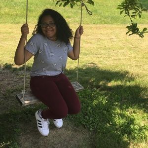 Meet your Posher, Camille