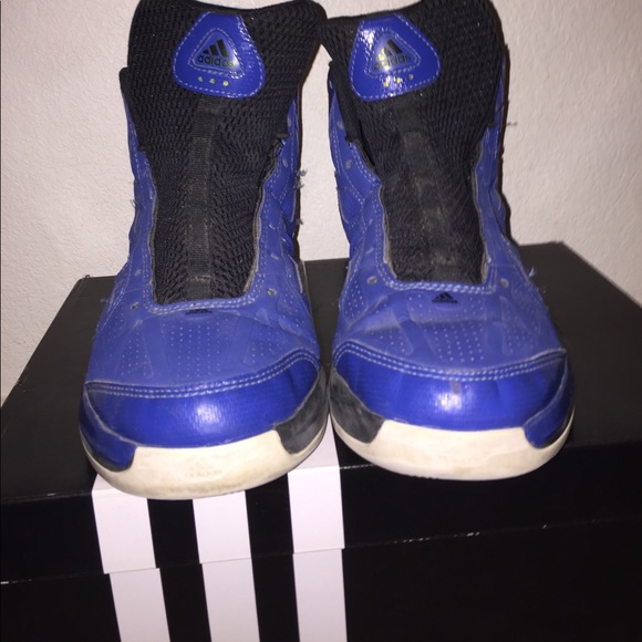 Basket ball shoes - Picture 2 of 2